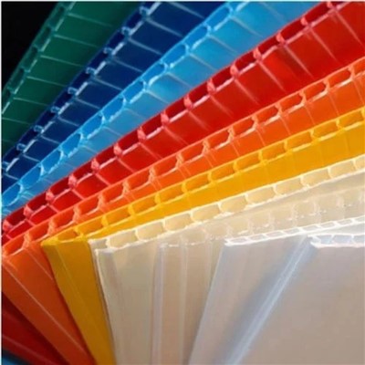 Home Depot gegolfd plastic